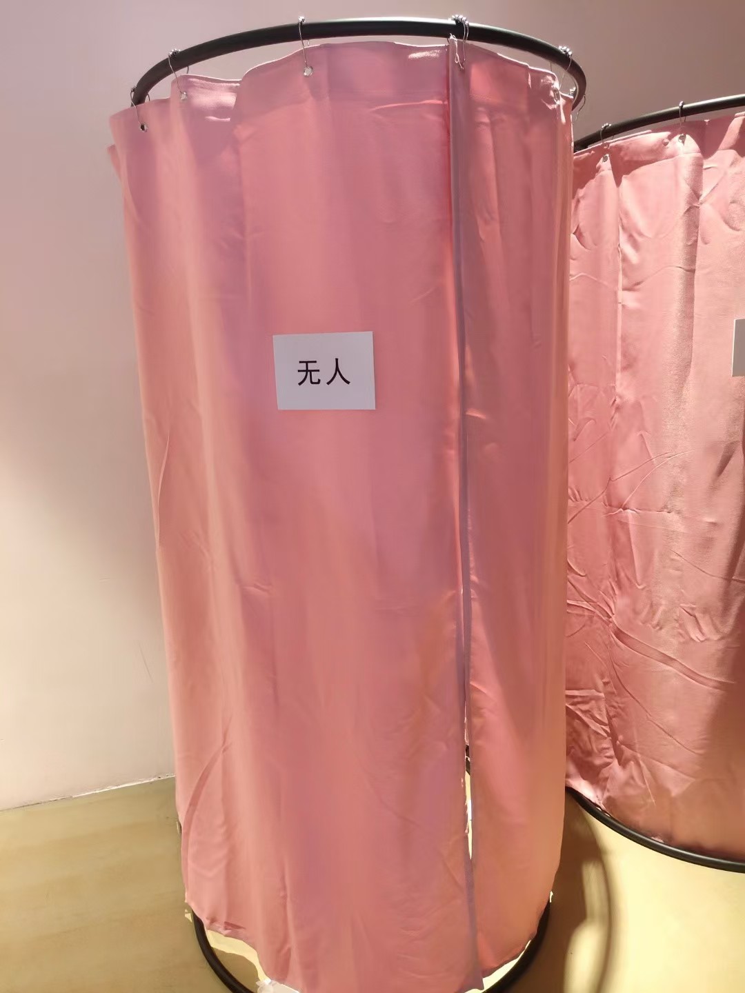 換衣間03