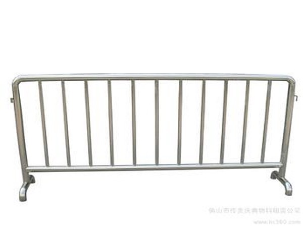 鐵馬03